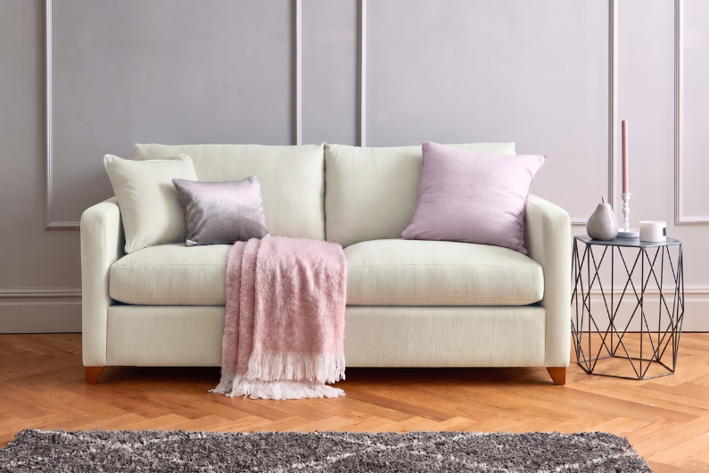 This is how I look in Eco Cotton Nougat with fibre-filled or feather-wrapped foam seat cushions