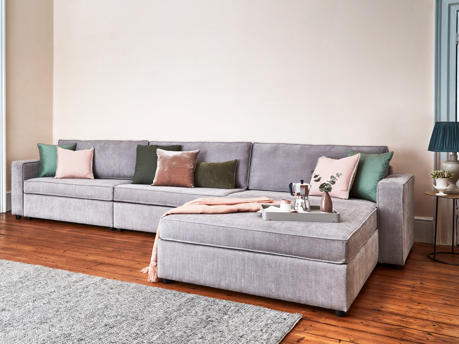 The Westbury 3 Modules Sofa + Ottoman
