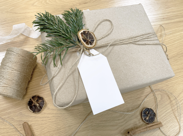 Four Ways To Wrap A Christmas Present
