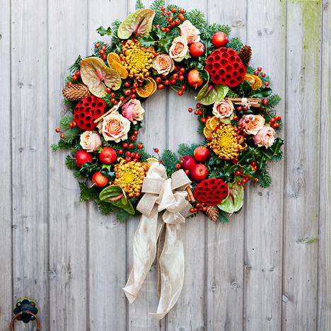 Create a handmade Christmas wreath